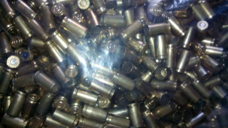 Hola vendo 600 vainas 38 sp un solo tiro 40 euros y vendo 800 vainas 9mm unas con 1 disparo y otras con 00