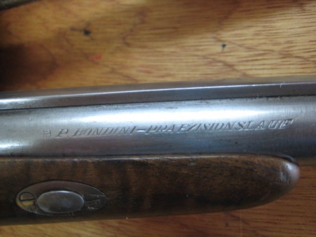 Hola, pistola de Paolo Bondini, mod, ROCHATTE A PARIS, calibre 45, excelende empuñe y precisión
Un saludo 12