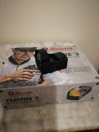 Se vende holografico burris fastfire 3 comprado la pasada temporada. Se vende por venra del rifle donde 01