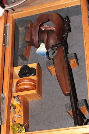 Vendo magnifica pistola libre de la marca TOZ, con la caja y todos los componentes originales.
Talla M
Perfecto 01