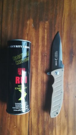 Hola. Vendo RUI Energy en acero 8Cr13MoV y cachas en G10. Ya descatalogada. Enlatada y sin uso. 25 euros.
El 01