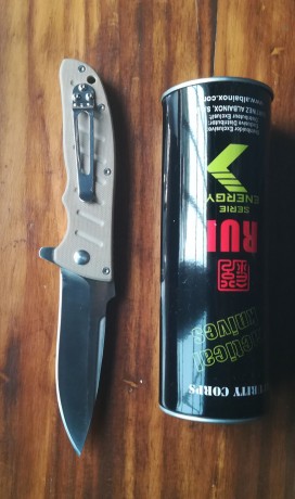 Hola. Vendo RUI Energy en acero 8Cr13MoV y cachas en G10. Ya descatalogada. Enlatada y sin uso. 25 euros.
El 00