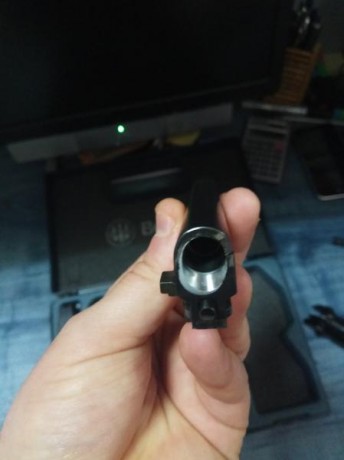 Hola. Vendo una magnífica pistola Beretta 92fs. Está NUEVA, se puede apreciar en las fotos, ha tirado 01