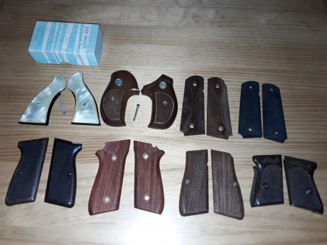  20180412_201539.jpg  20180412_201004.jpg 
Foto superior de izquierda a derecha:
Para pistola Parabellum 00