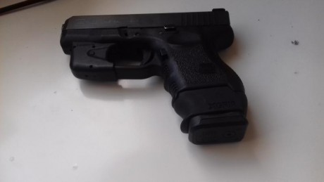 Saludos compañeros,

Pongo a la venta (o cambio) muy a mi pesar, esta preciosa Glock 26. Ya que he adquirido 12