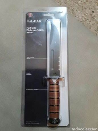 Buenas vendo este Ka-bar original 
Precio 80 envio incluido 
También puedo cambiar por bayoneta o casco 02
