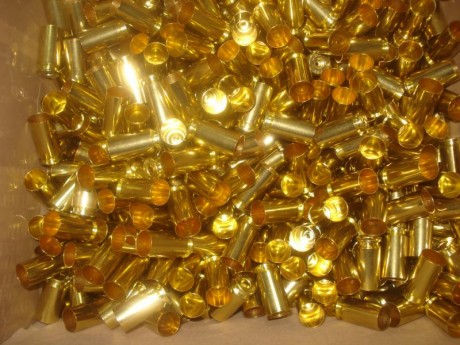 Muy buenas,

Vendidas 500 vainas del .40 S&W nuevas fabricadas por Geco/Ruag de sobreproducción marcadas 00