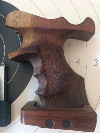 Está en perfecto estado y no me ha dado nada más que satisfacciones.
Nunca he tenido una interrupción.
La 00