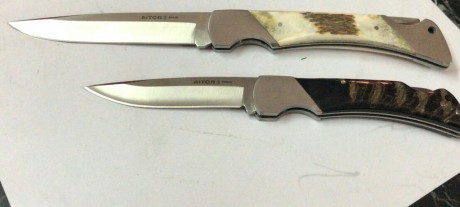 Remito fotos.
Galax madera 150€
Comando con siñ
telleiro@gmail.com 11