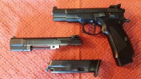 Hola. Para hacer caja para otro capricho y por no usarlo al tener otras armas del .22 vendo este kit.

Está 01