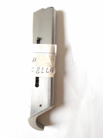 Vendo cargador para pistola Olimpic ST2. calibre 22 Lr.
Nuevo, 35 € con portes incluidos dentro de la 00