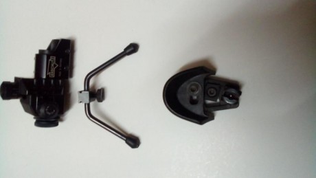 No lo utilizo,diopter 120 euros,tope mano 50 euros,bipode carabina 2O euros mas portes.Se encuentran en 00