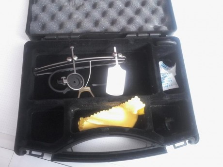 vendo gafas knobloch para arma larga, con  dioptero, y regulador de angulos original para colocacion .
precio 01