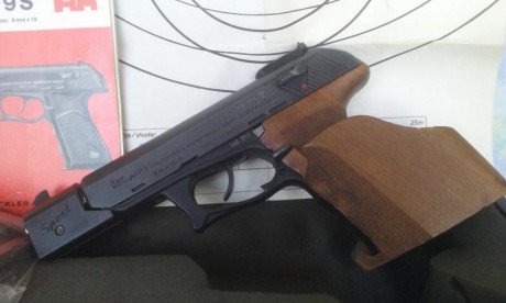 Por fallecimiento del titular, se ponen en venta las siguientes armas:

-Pistola HK P9 Sport calibre 9mm 70