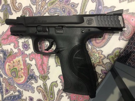 Hola, compañeros y compañeras del foro, mi amigo Oleguer quiere vender la pistola Smith & Wesson M 01