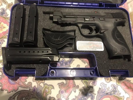 Hola, compañeros y compañeras del foro, mi amigo Oleguer quiere vender la pistola Smith & Wesson M 00
