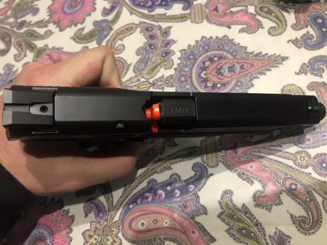 Hola, compañeros y compañeras del foro, mi amigo Oleguer quiere vender la pistola Smith & Wesson M 10