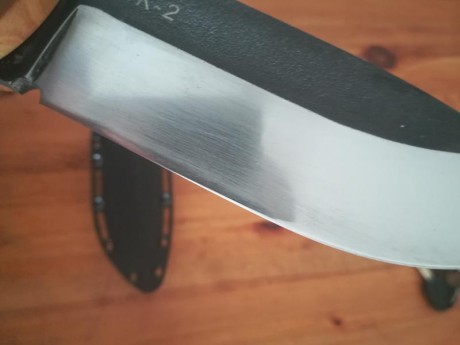 hola buenas vendo ka bar bk2 modificado trae un filo convexo y las cachas son hechas en raiz de olivo 01