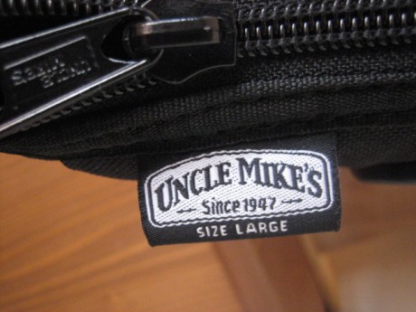 Vendo Funda Uncle Mike´s para carabinas de hasta 1 metro con visor montado.

Precio: 40€ 00