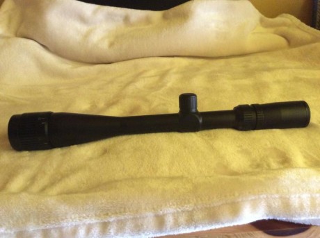 Vendo estos dos visores están impecables
Visor Walther 6x42  retícula 4 :............................... 02