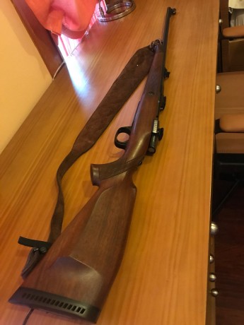 Buenos días a todos,

Vendo este rifle de la marca voere en cal 375h&h. Se encuentra en un estado 01
