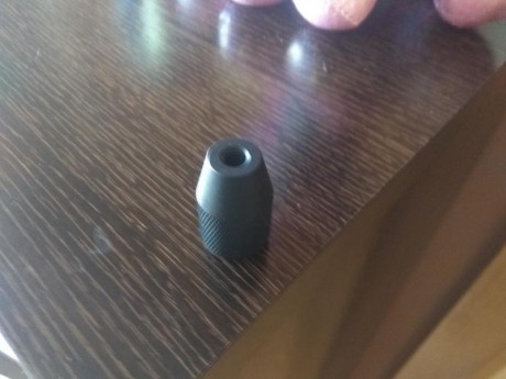 Vendo bola para cerrojo rosca m6, sin estrenar, metálica, 15€ gastos incluidos. 02