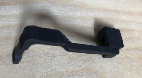 TROY INDUSTRIES, INC. - AR-15/M16 AMBIDEXTROUS BOLT RELEASE
Ref: SBOLAMB00BT00
Tipo de rifle: AR15 (M16 00