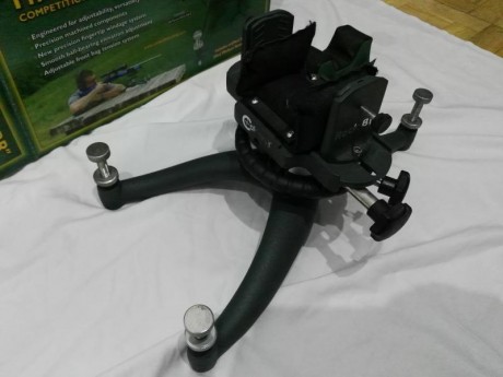 Buenos días,

Vendo Torreta Caldwell Rock BR
Prácticamente nueva sin apenas uso.
Dispone de dos saquetes 00