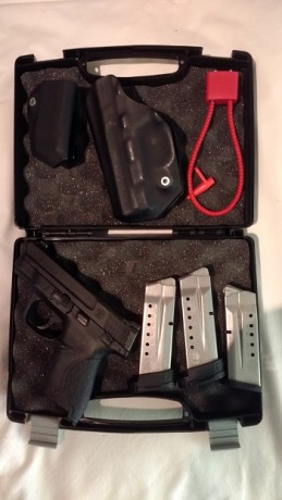 Saludos compañeros,

Pongo a la venta dos pistolas guiadas con licencia A. No es mi primera venta en este 00