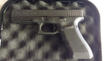 Saludos compañeros,

Pongo a la venta dos pistolas guiadas con licencia A. No es mi primera venta en este 30