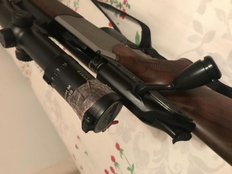 Pocos tiros. Se vende blaser r93 Standard calibre 7mmRm con magnaport en perfecto estado. Incluye visor 00