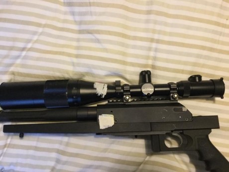 Hola vendo visor por no usar 
Tiene un pequeño roce  en la tapa de la pila que no afecta al funcionamiento 01