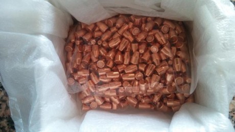 Troncocónicas u ojivales de 130 grains. Cada unidad sale a 0,058 euros y el envío mínimo serán 500 puntas. 00