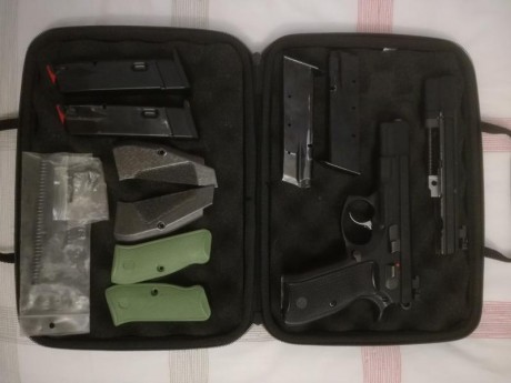 Cambio o acepto como parte de pago rifle calibre 308 cerrojo o mini rifle carabina  22lr semiautomático 00