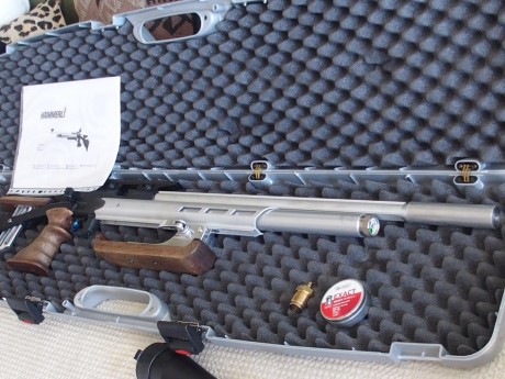 Carabina especial para Field Target fundamentalmente, con 16 julios de potencia estabilizada; cambiada 02