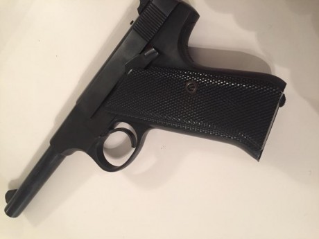 Vendo Norinco M93 en calibre 22 lr
Es una copia de la Colt Woodsman
Funciona perfectamente, totalmente 11