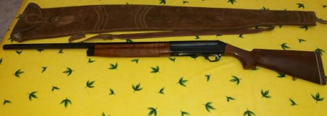 Buenos días, vendo Escopeta benelli sl 121 semiautomática en impecable estado, con su maletín original 22