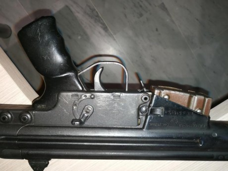 Fusil de asalto Cetme C inutilizado, certificado BOPE, imprescindible libro de coleccionista.

Usado pero 00