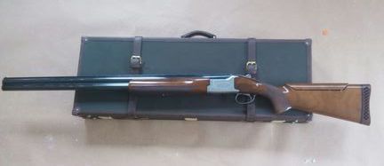 Vendo miroku mk 38 trap 76 de cañon 2y1 fijas lleva selector de tiro y culata regulable.  La escopeta 31