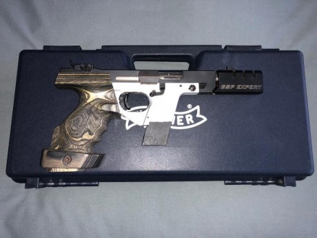 Tras darle muchas vueltas al final me dispongo a vender mi preciada Walther con menos de 300 disparos 00