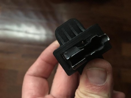 Cachas para 1911 se pueden hacer con diferentes colores y logos 
  Aclaro de momento tememos unos cuantos 90