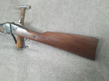 Vendo un rifle sharps de competicion, calibre 45/70, cañon octogonal pesado de 86cm (34"), es de 12