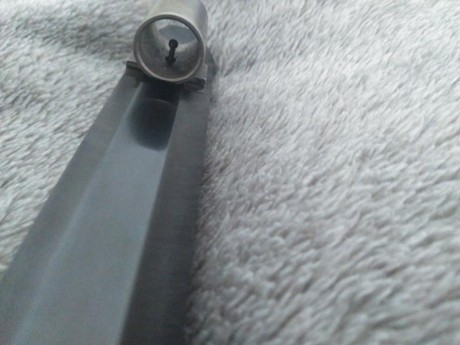 Vendo un rifle sharps de competicion, calibre 45/70, cañon octogonal pesado de 86cm (34"), es de 32