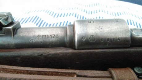 Vendo mauser kar 98k del año 1937, original en todo su conjunto tanto en madera como las piezas que tienen 52