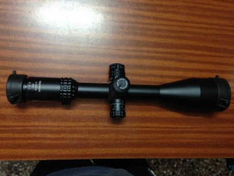 Vendo visor Nikko Stirling de 6-24x56 retícula half mil dot iluminada , nuevo a estrenar. Precio 275€ 01