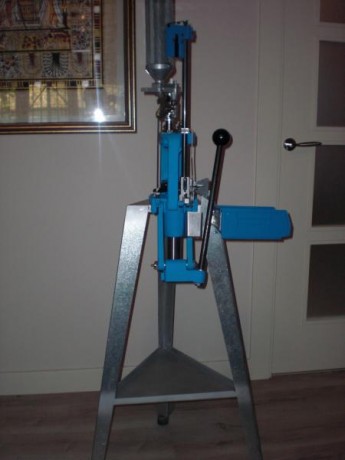 Vendo prensa Dillon Rl 550 B, prácticamente nueva con pie de trípode y Dies de 9 mm. pb.
Precio: 350 euros
Recogida 00
