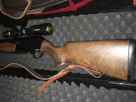 Si se quiere por partes:
Rifle solo, 1050€.
Visor solo, 600€.
Bases y Anillas, 120€.
Funda de piel y correa, 11