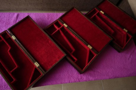 Hola Compañeros: 

 He intentado juntar dos aficiones, el tiro y la ebanistería no se si lo habré conseguido.

 12