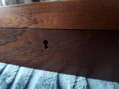 Hola Compañeros: 

 He intentado juntar dos aficiones, el tiro y la ebanistería no se si lo habré conseguido.

 41