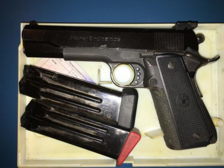 Vendo Paraordenace 16-40 del 40 SW con dos cargadores y funda IPSC.
Se encuentra en Cádiz guiada en F 01